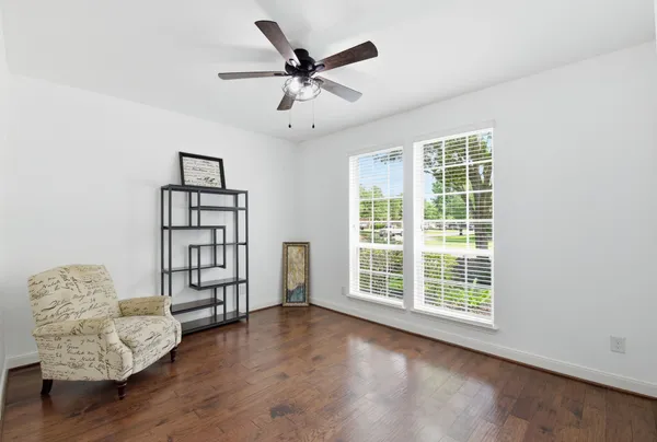 $579,999 | 6010 Green Meadows Lane, Katy, TX 77493