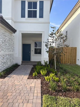 $4,250 | 2345 Northwest 131st Circle, Unit 2345, Miami, FL 33167