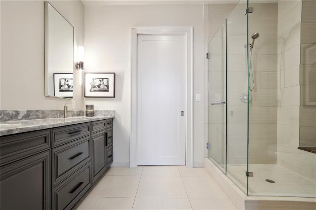 1065 Peachtree Street Northeast, Unit 3005 Atlanta, GA 30309 - Photo 11 of 21 Gallery Image 11