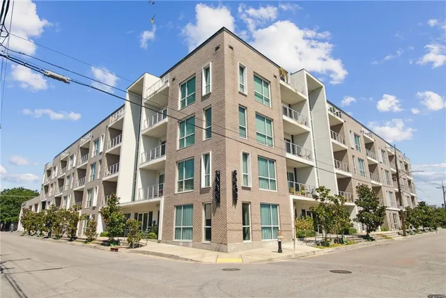 $350,000 | 900 Bartholomew Street, Unit 520, New Orleans, LA 70117