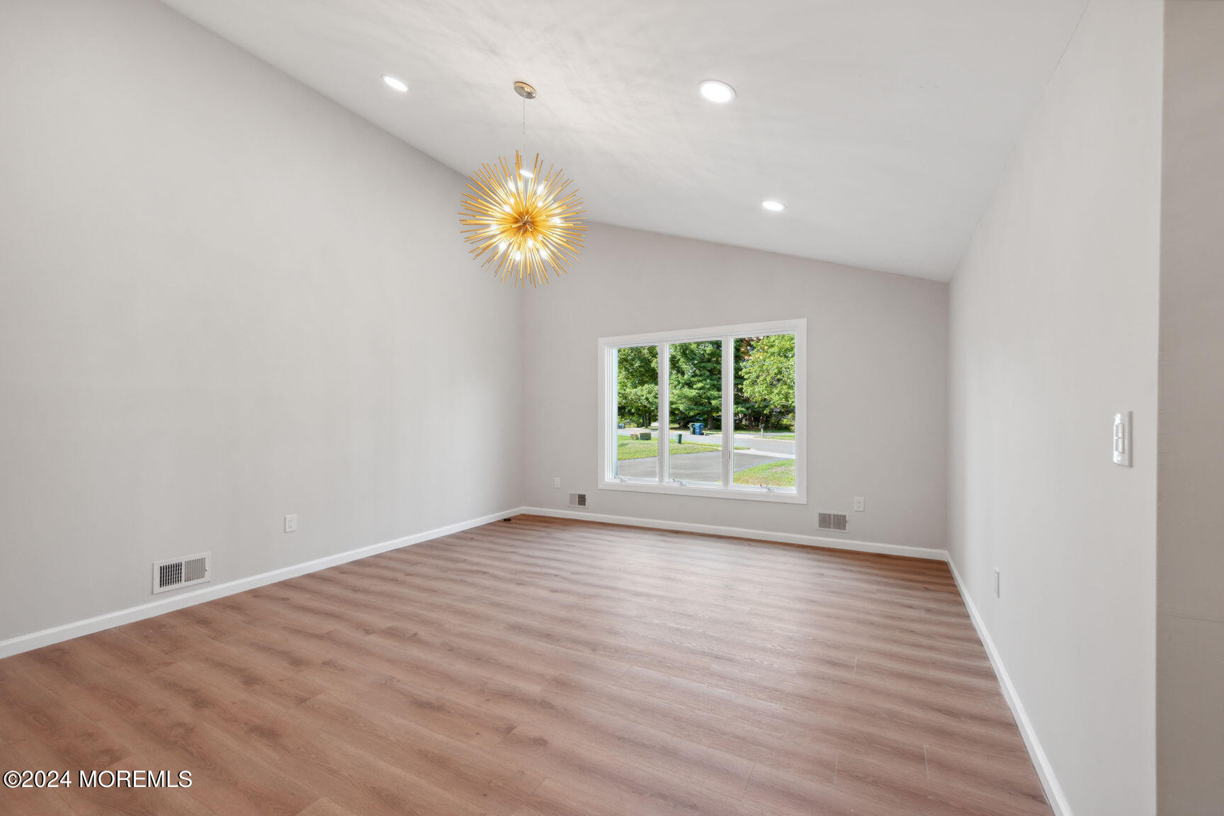 21 High Ridge Road Asbury Park, NJ 07712 - Photo 4 of 28 0006-03Living Room & Dining Room
