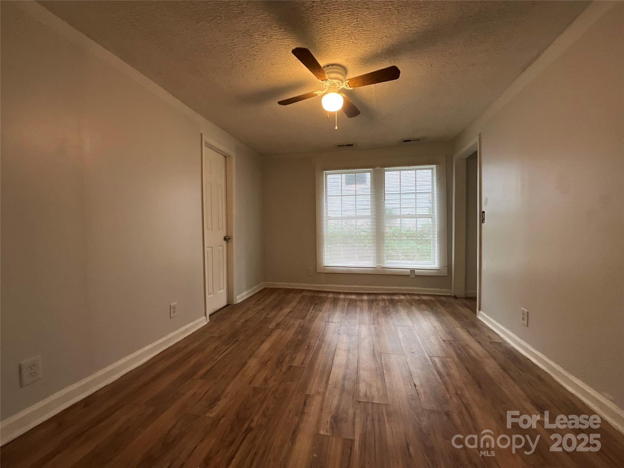 1305 Ragan Avenue High Point, NC 27260 - Photo 9 of 13