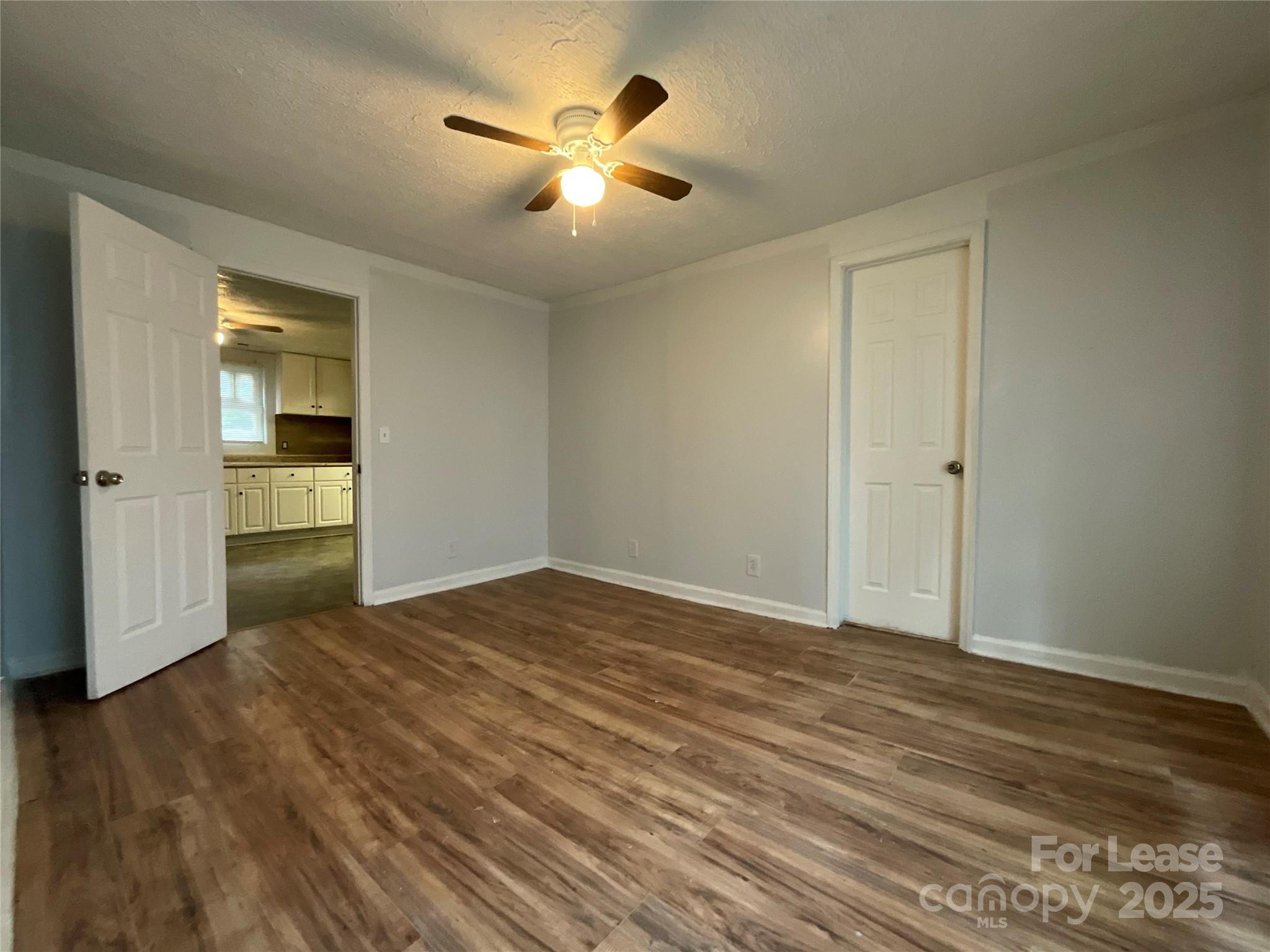 1305 Ragan Avenue High Point, NC 27260 - Photo 10 of 13