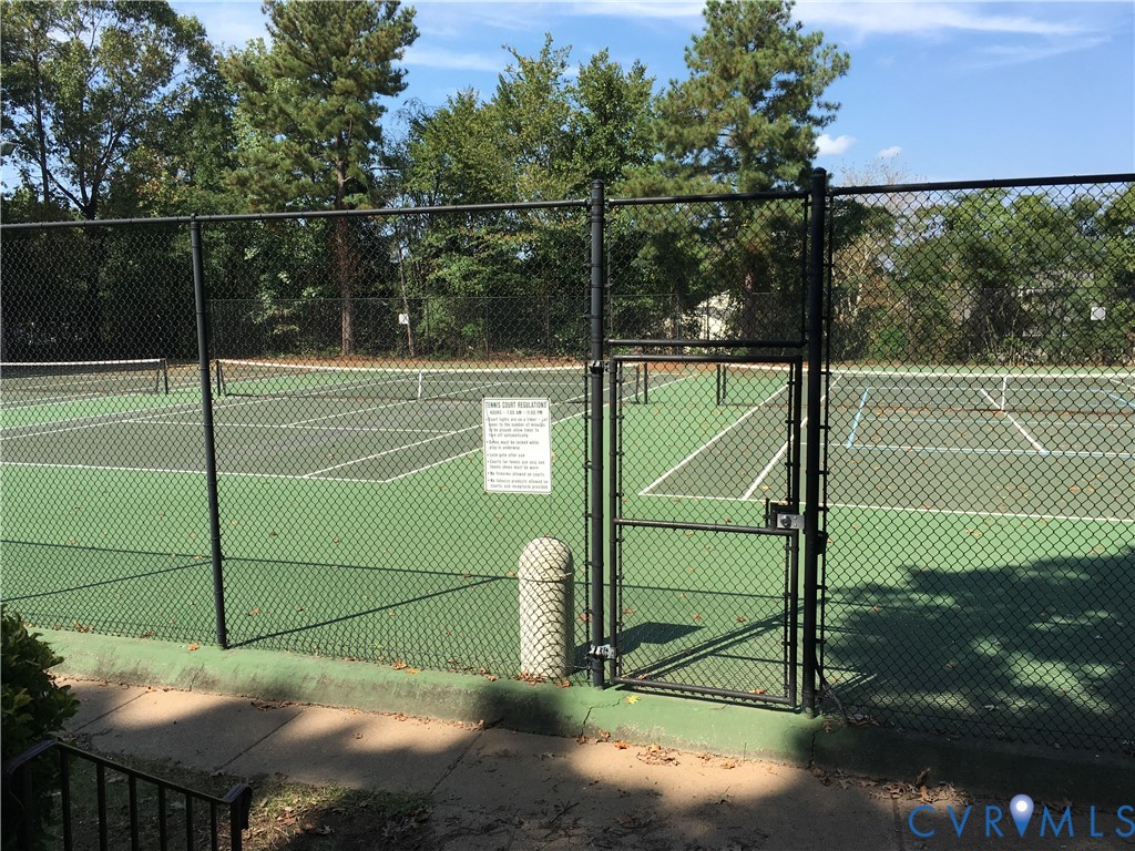 1501 Regency Woods Road, Unit 303 Henrico, VA 23238 - Photo 23 of 24 a view of a tennis court
