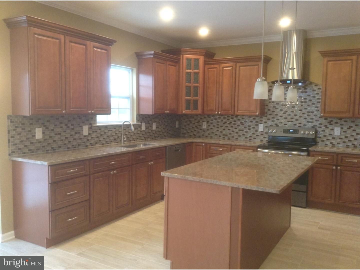 2075 Galloway Road Bensalem, PA 19020 - Photo 6 of 15 Gallery Image 6