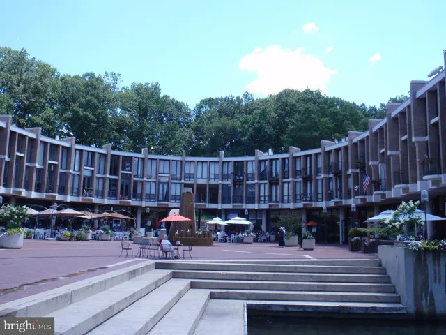 a view of a lake with houses