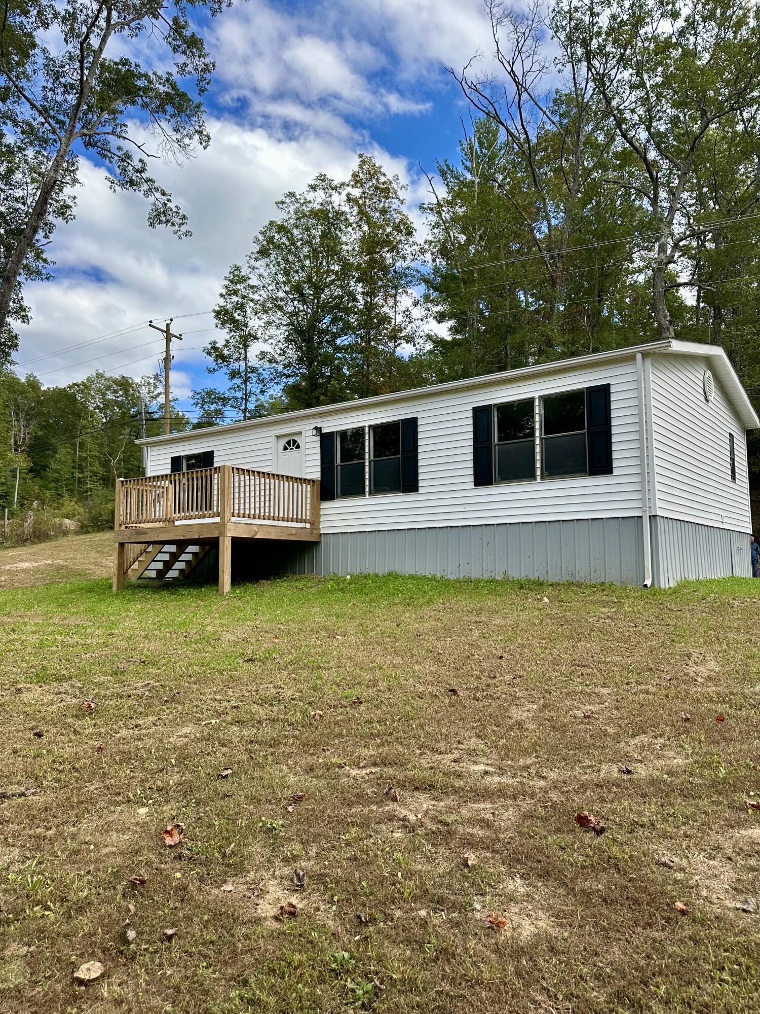 10582 Summer City Road Spring City, TN 37381 - Photo 2 of 30 IMG_4437