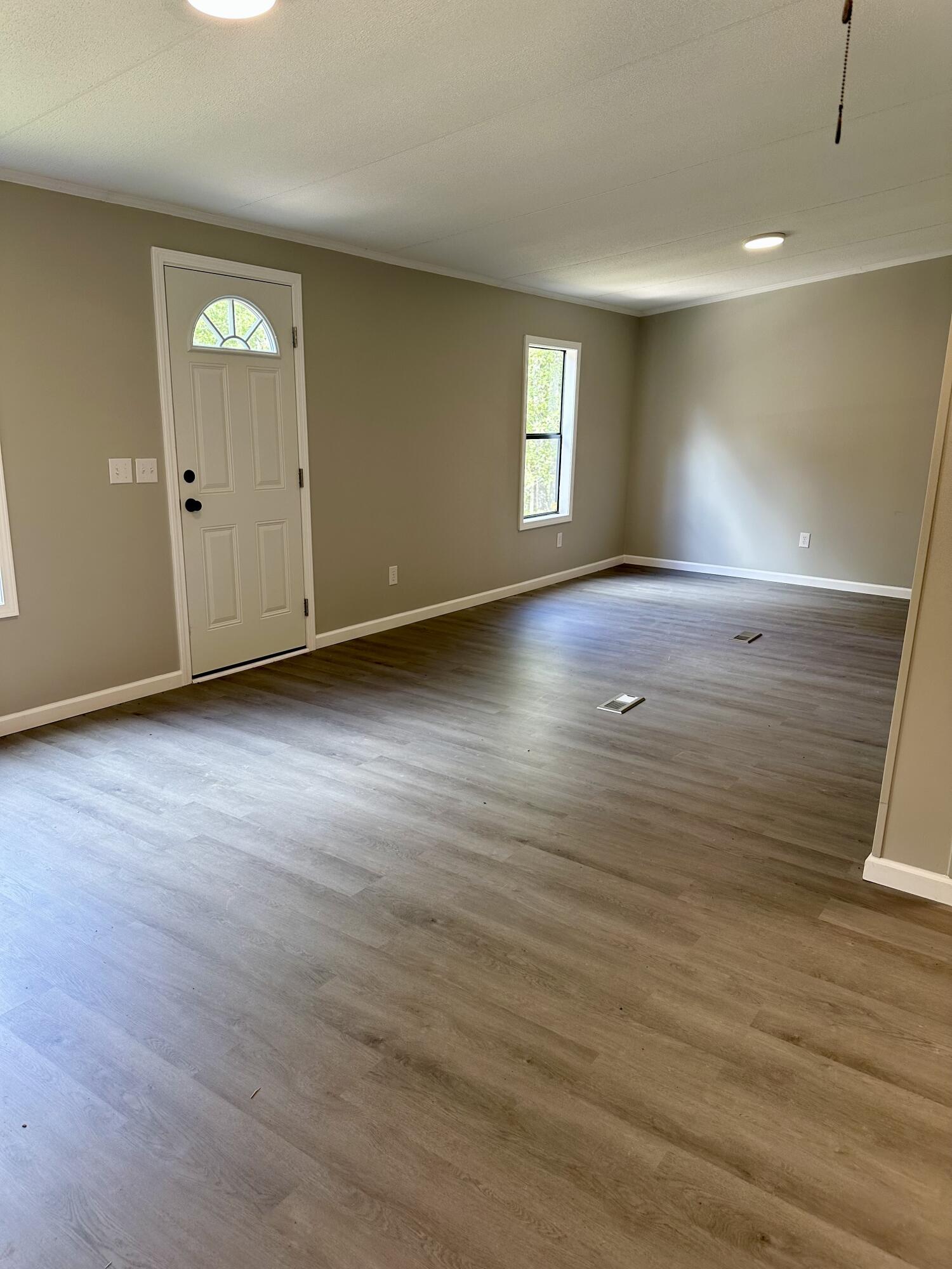 10582 Summer City Road Spring City, TN 37381 - Photo 5 of 30 IMG_4415