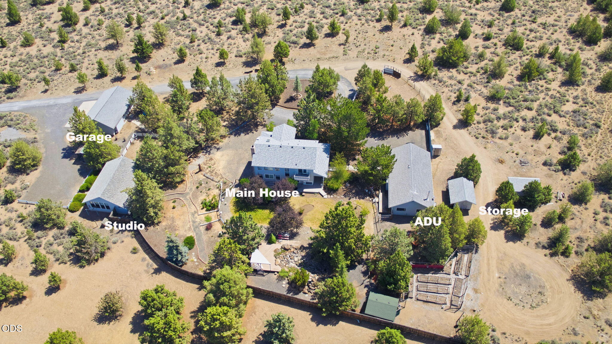11912 South W Riggs Road Powell Butte, OR 97753 - Photo 2 of 42