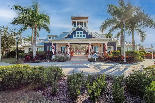 $425,000 | 13033 Majestic Garden Lane, Riverview, FL 33579