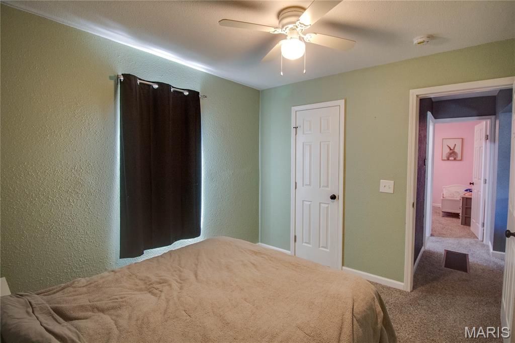 2617 Plainview Terrace Alton, IL 62002 - Photo 13 of 32