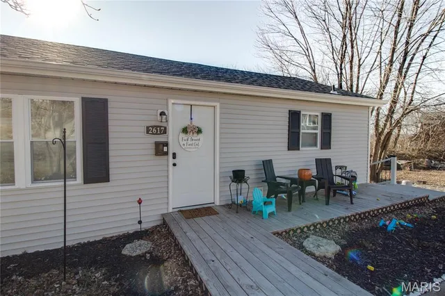 $125,000 | 2617 Plainview Terrace, Alton, IL 62002