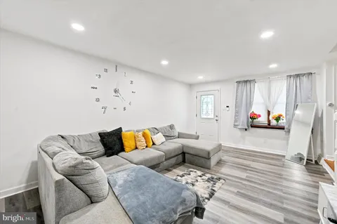 $260,000 | 268 Blanchard Road, Drexel Hill, PA 19026