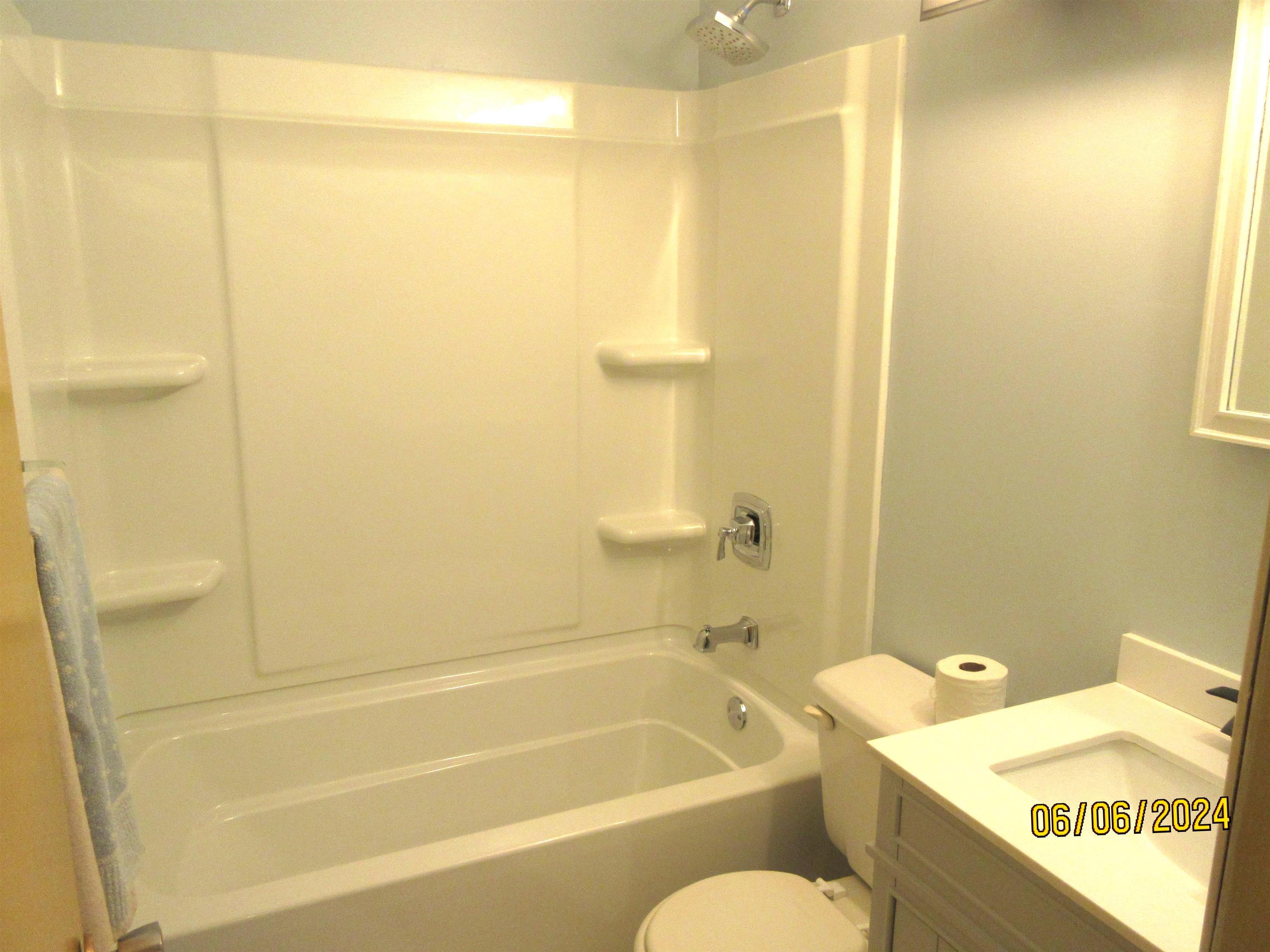 2546 Grape Road Mishawaka, IN 46545 - Photo 23 of 31 Gallery Image 23