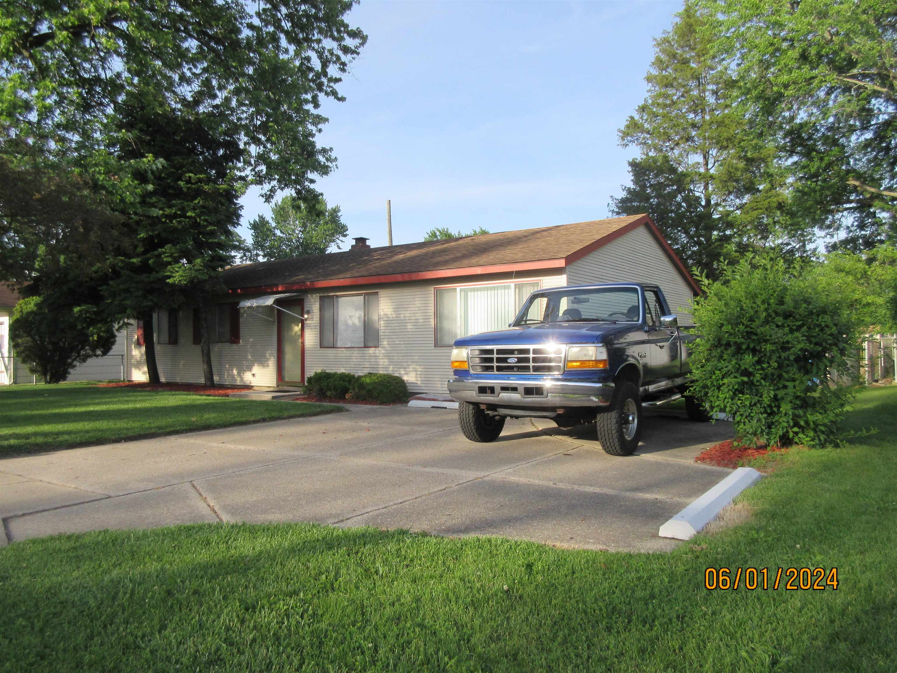 2546 Grape Road Mishawaka, IN 46545 - Photo 28 of 31 Gallery Image 28