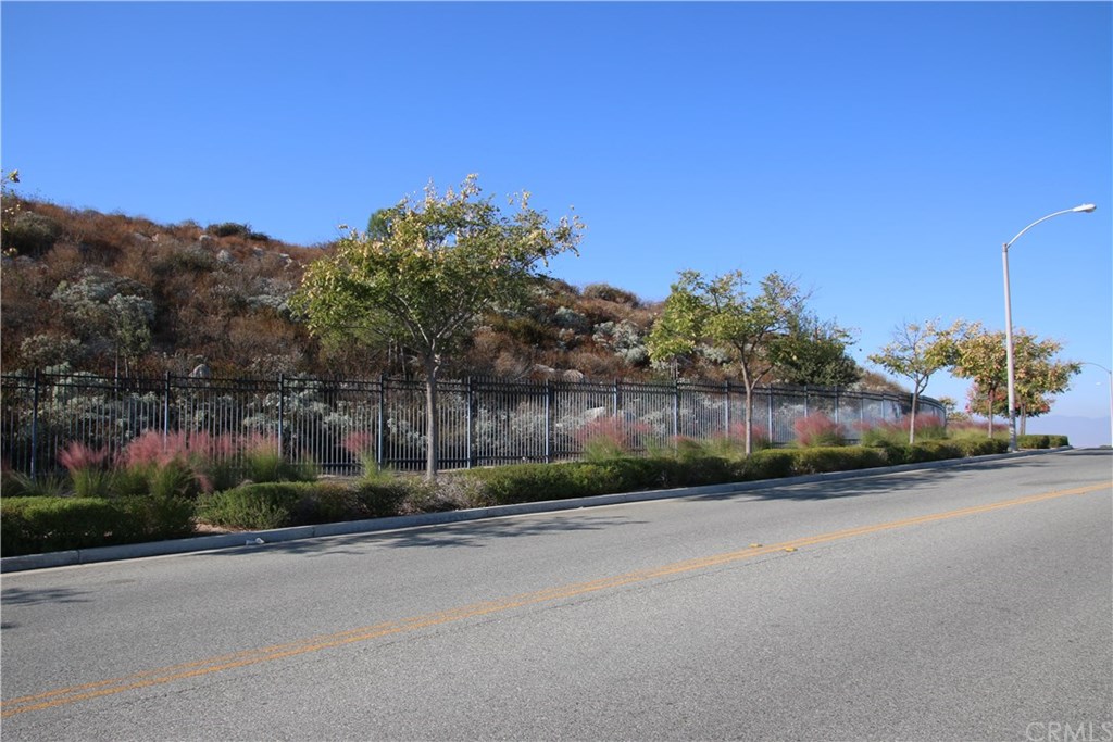 325 Green Orchard Riverside, CA 92506 - Photo 8 of 11