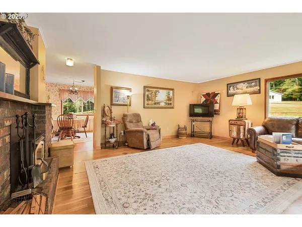 $699,000 | 93200 Evergreen Road, Astoria, OR 97103