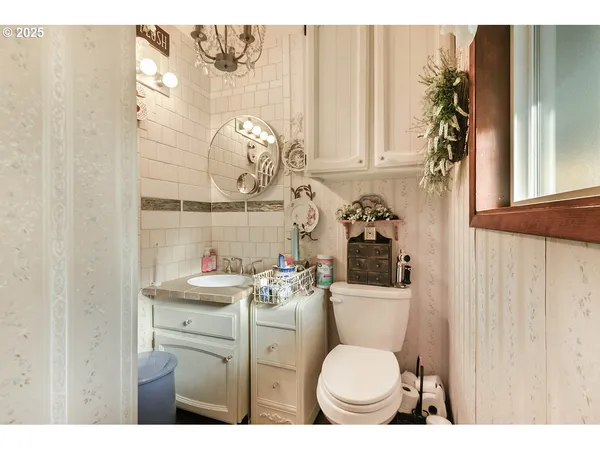 $699,000 | 93200 Evergreen Road, Astoria, OR 97103