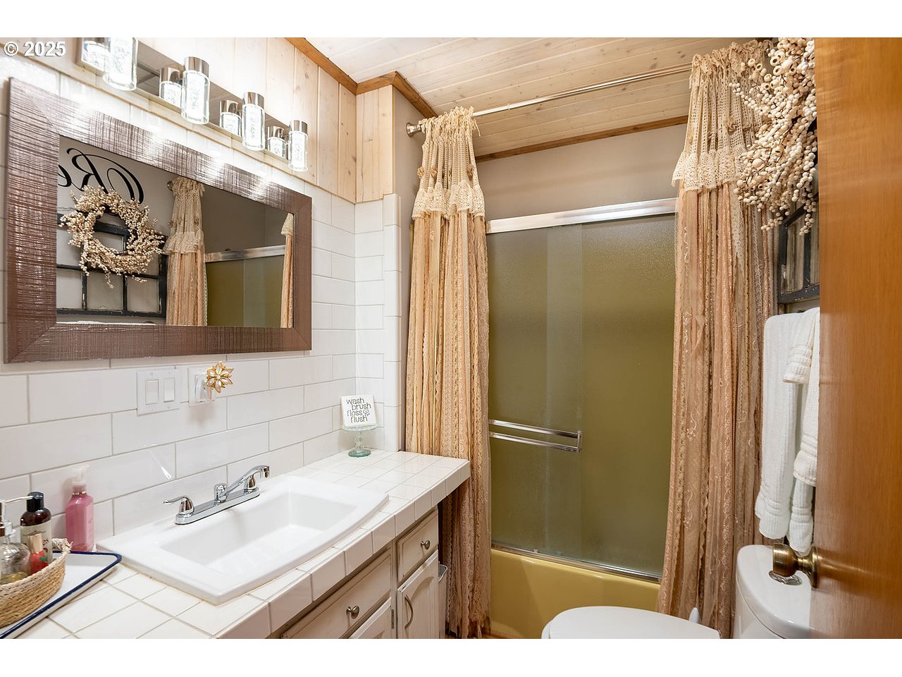 93200 Evergreen Road Astoria, OR 97103 - Photo 20 of 38