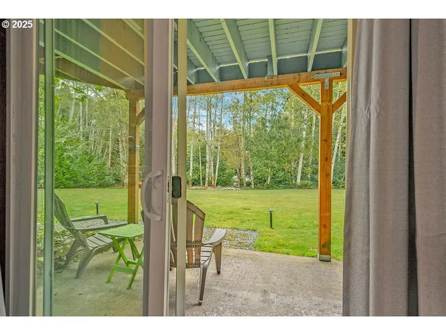 $699,000 | 93200 Evergreen Road, Astoria, OR 97103