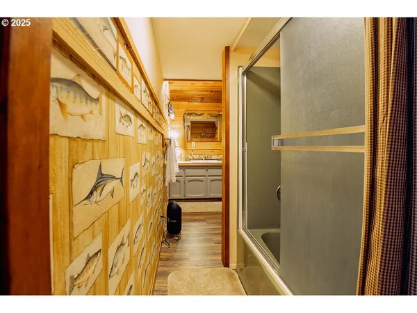 $699,000 | 93200 Evergreen Road, Astoria, OR 97103