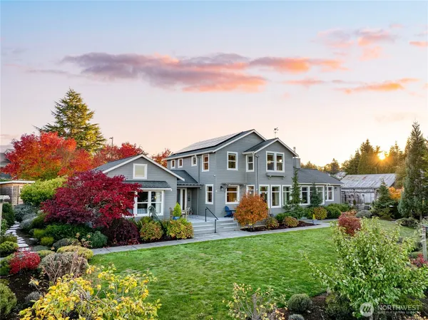 $1,865,000 | 806 Northwest Alexander Street, Coupeville, WA 98239