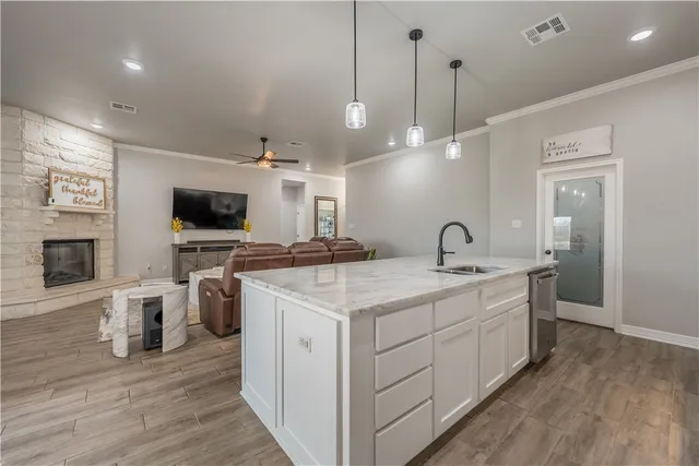 $462,500 | 141 Dana Point Road, Lorena, TX 76655