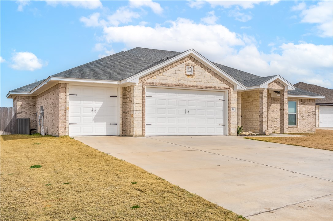 141 Dana Point Road Lorena, TX 76655 - Photo 2 of 43