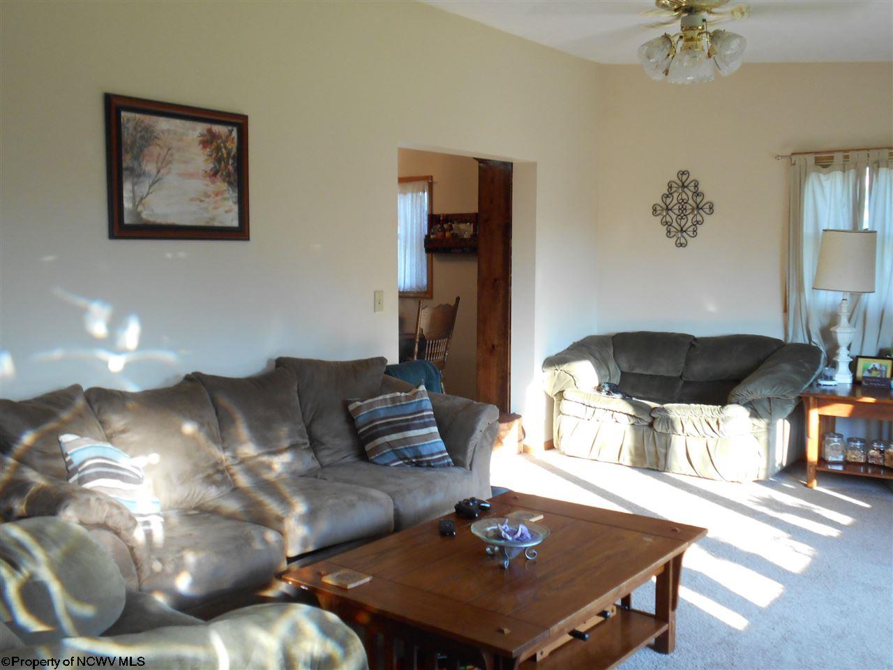 918 Opekiska Ridge Road Fairmont, WV 26554 - Photo 5 of 20 Gallery Image 5