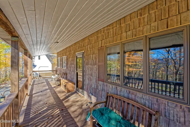 $559,900 | 168 Acorn Drive, Jewett, NY 12444