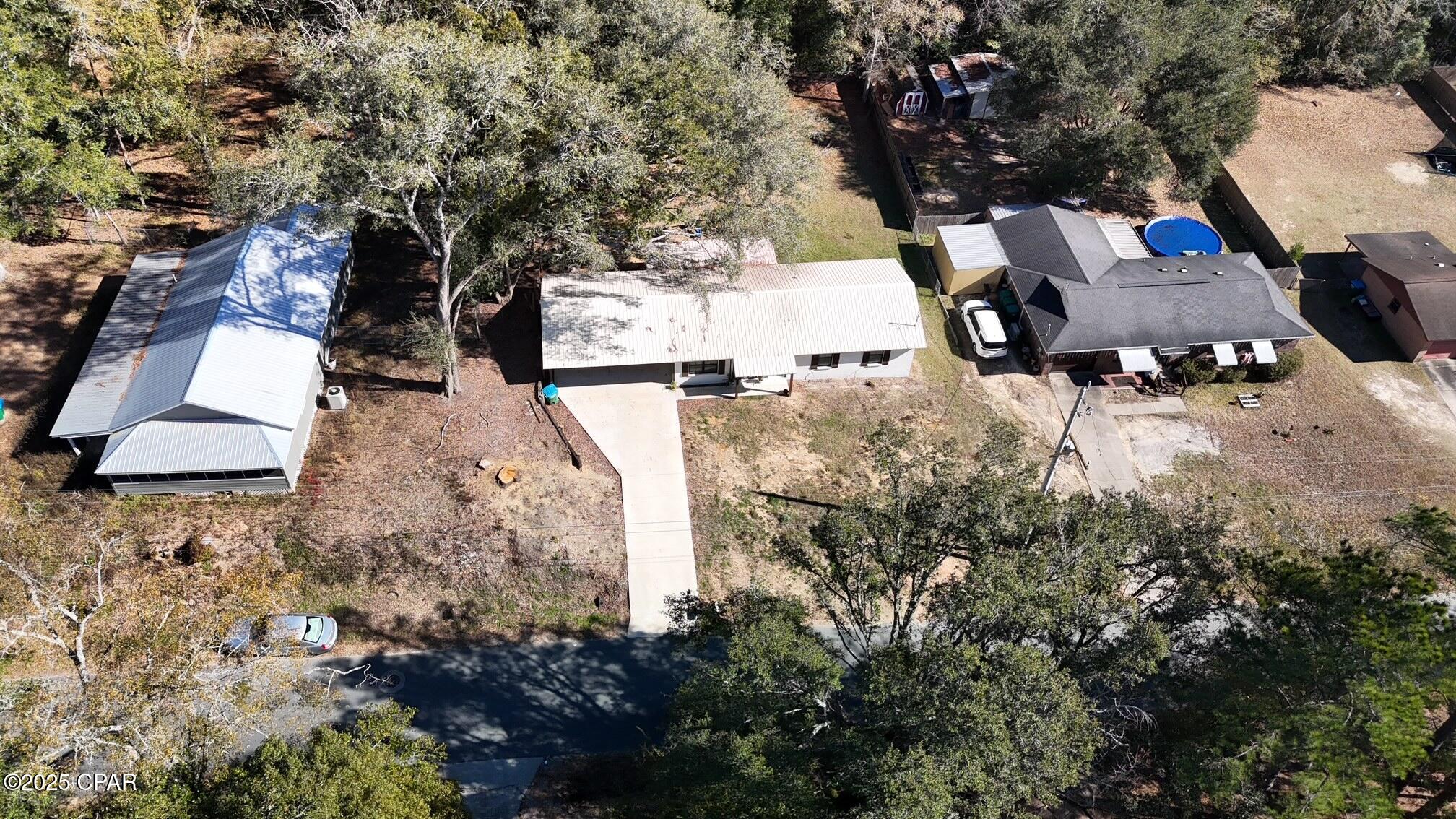 1002 South Weeks Street Bonifay, FL 32425 - Photo 34 of 36