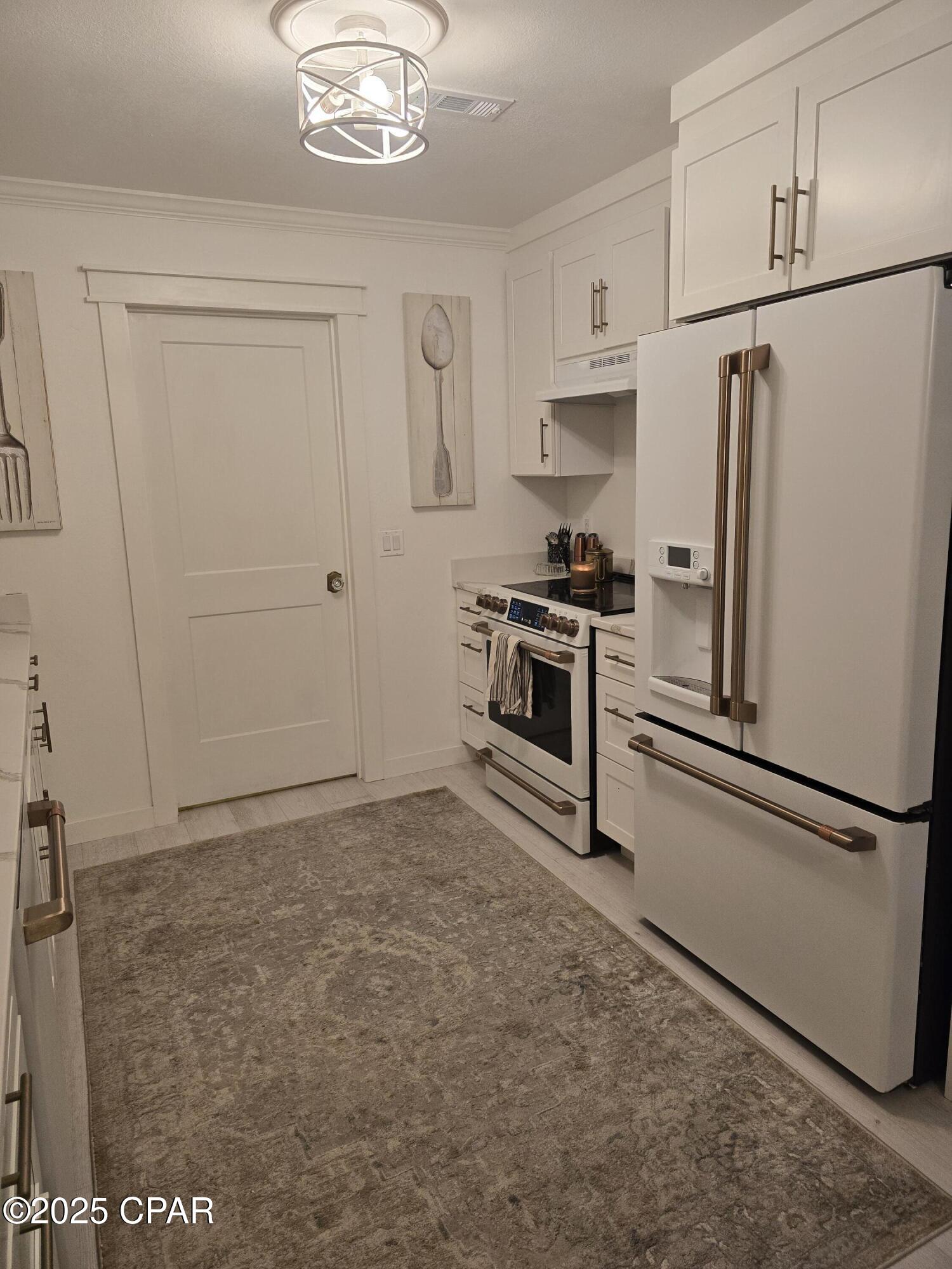 1002 South Weeks Street Bonifay, FL 32425 - Photo 5 of 36