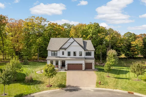 $900,000 | 6655 Bracken Drive, Excelsior, MN 55331