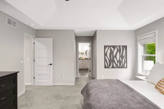 $949,900 | 6655 Bracken Drive, Excelsior, MN 55331