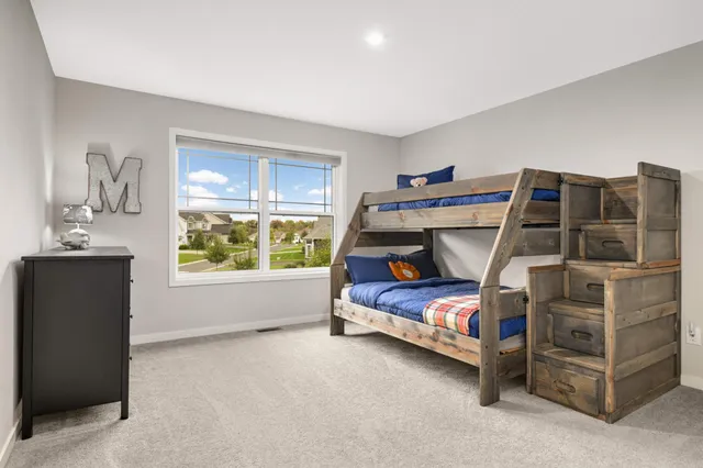 $949,900 | 6655 Bracken Drive, Excelsior, MN 55331