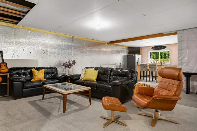 $949,900 | 6655 Bracken Drive, Excelsior, MN 55331