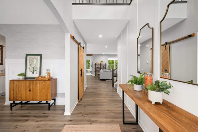 $949,900 | 6655 Bracken Drive, Excelsior, MN 55331