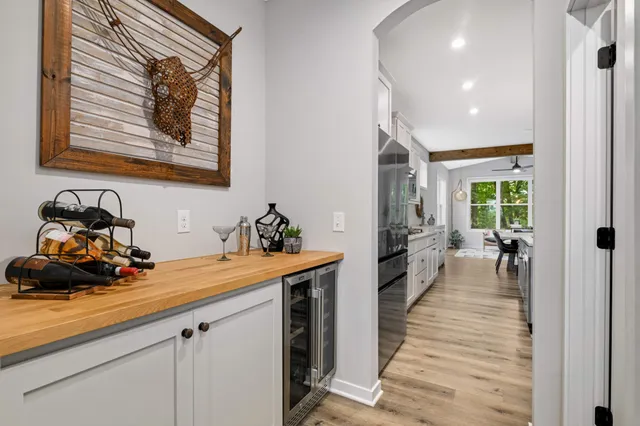 $949,900 | 6655 Bracken Drive, Excelsior, MN 55331