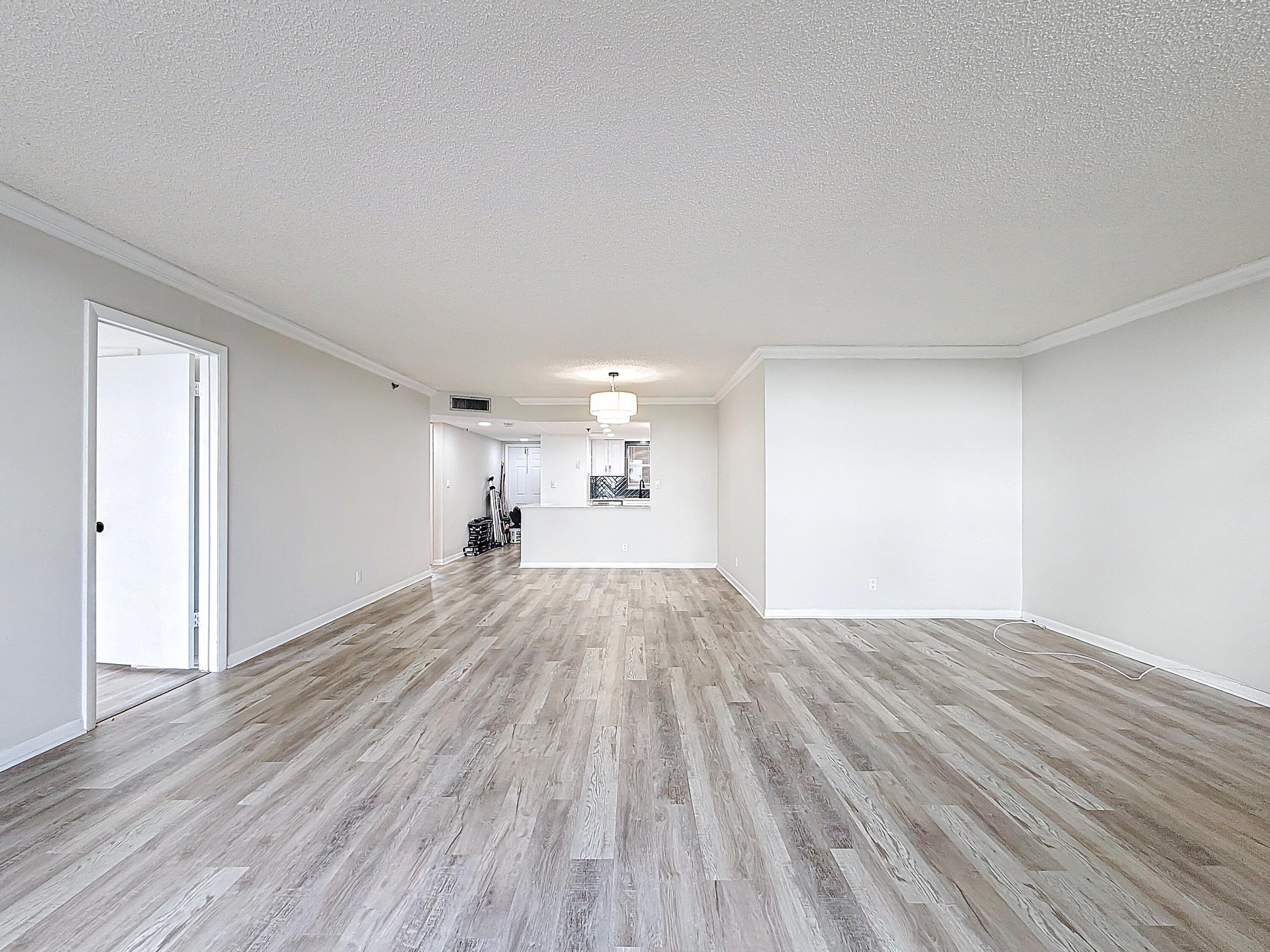 3150 West Rolling Hills Circle, Unit 606 Davie, FL 33328 - Photo 13 of 41 3150 W Rolling Hills Circle #606-33