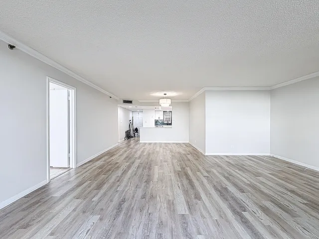 $2,300 | 3150 West Rolling Hills Circle, Unit 606, Davie, FL 33328