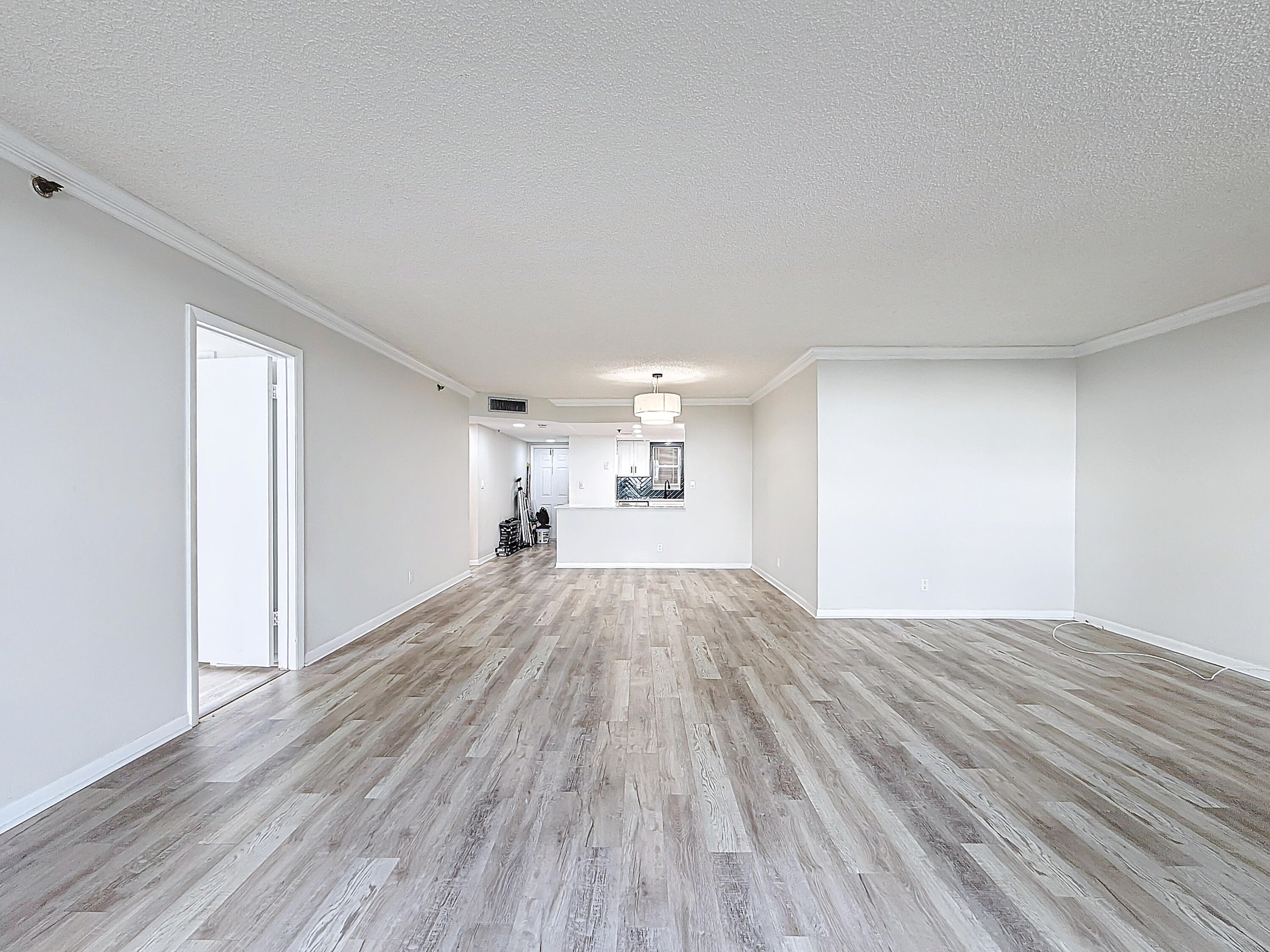 3150 West Rolling Hills Circle, Unit 606 Davie, FL 33328 - Photo 14 of 41 3150 W Rolling Hills Circle #606-34