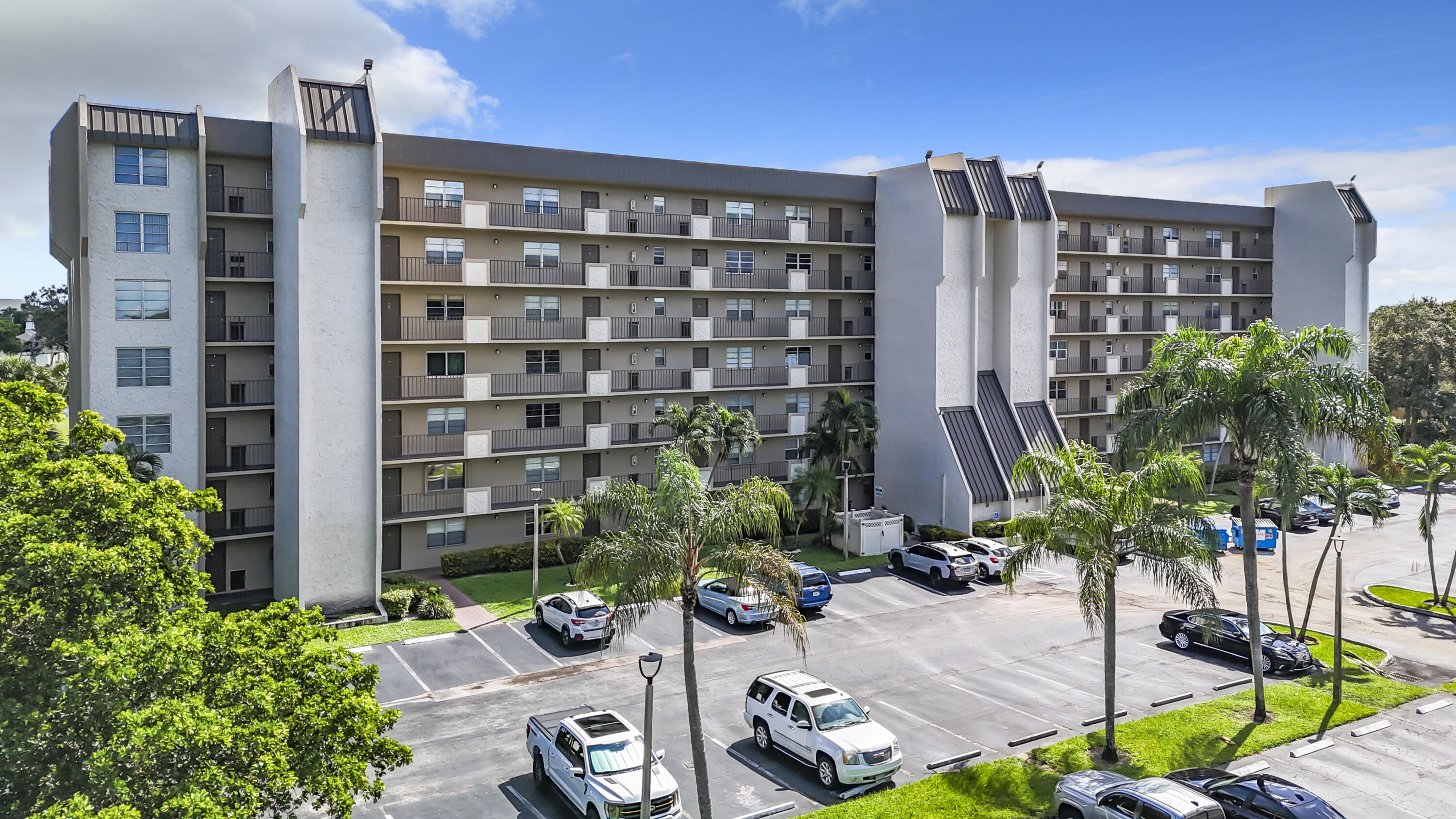 3150 West Rolling Hills Circle, Unit 606 Davie, FL 33328 - Photo 37 of 41 exter