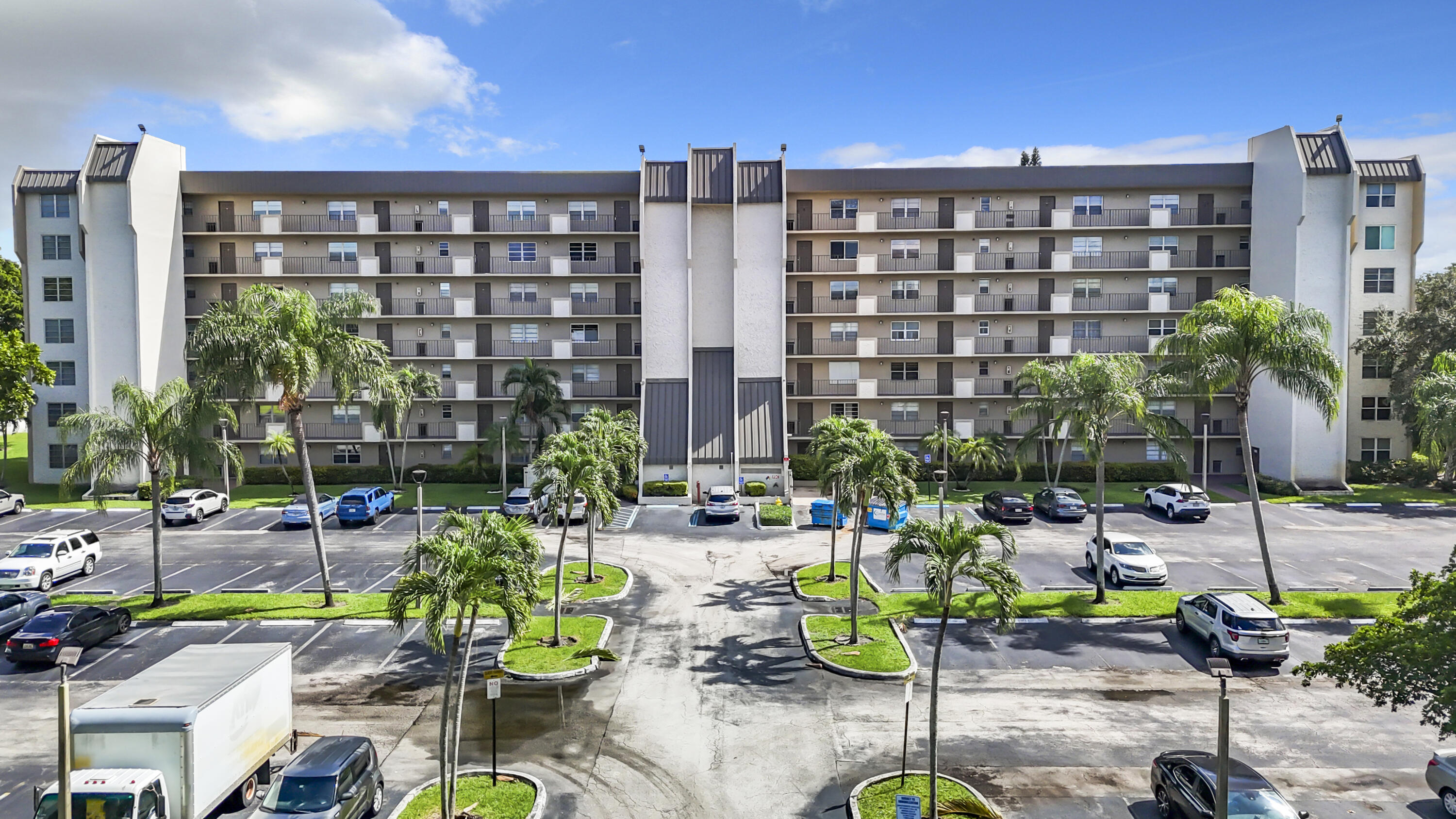 3150 West Rolling Hills Circle, Unit 606 Davie, FL 33328 - Photo 40 of 41 3150 W Rolling Hills Circle #606-11