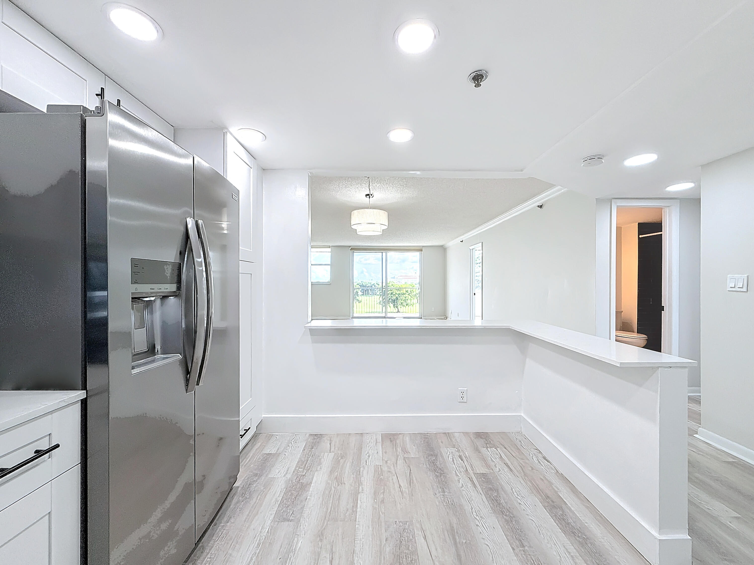 3150 West Rolling Hills Circle, Unit 606 Davie, FL 33328 - Photo 4 of 41 3150 W Rolling Hills Circle #606-22