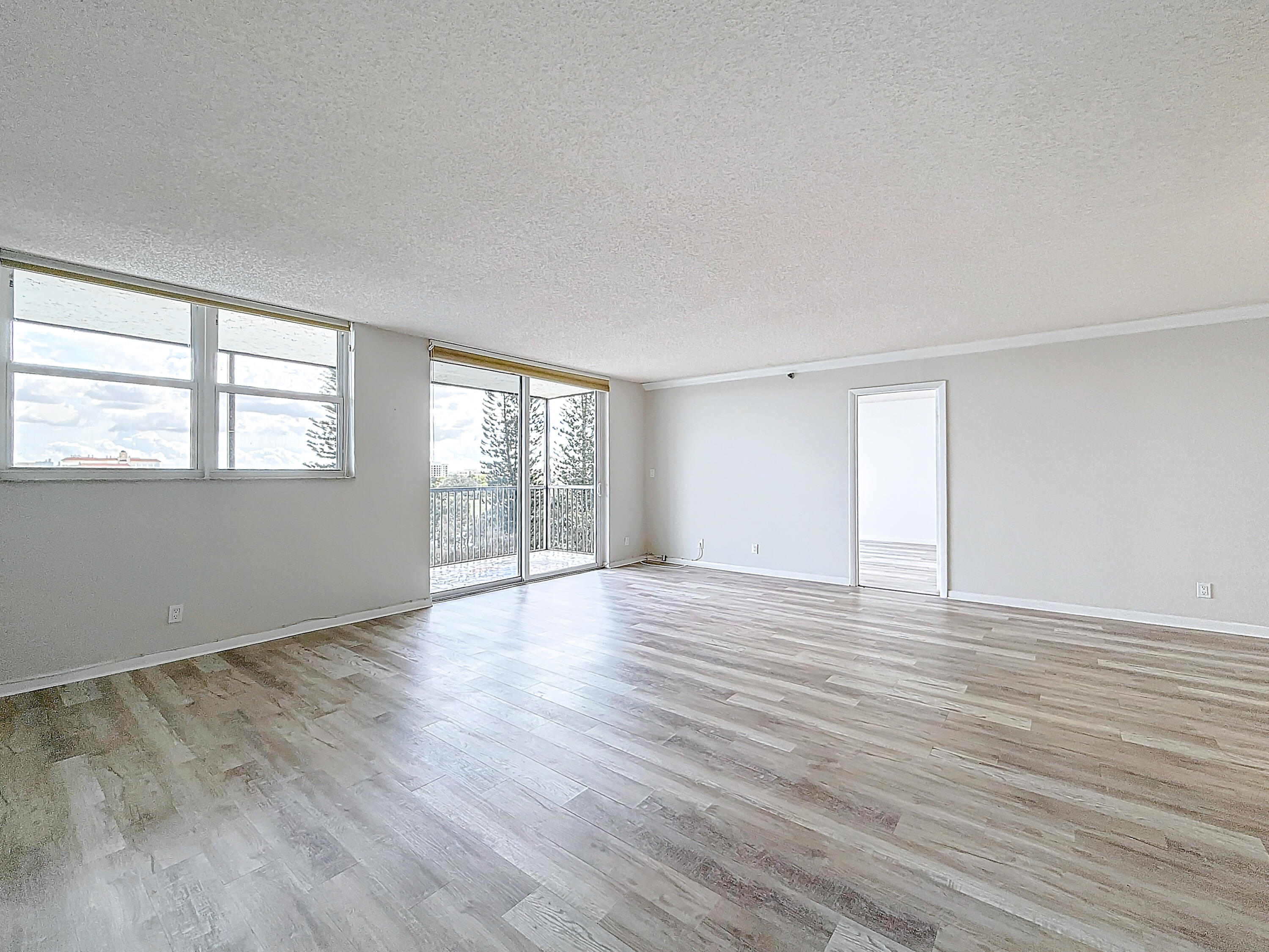 3150 West Rolling Hills Circle, Unit 606 Davie, FL 33328 - Photo 7 of 41 3150 W Rolling Hills Circle #606-31