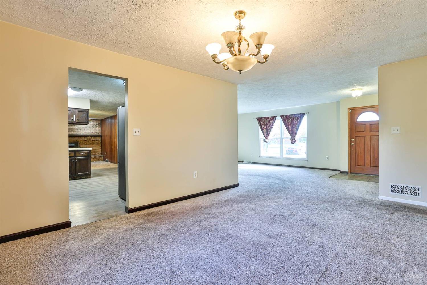 8309 Cox Road West Chester, OH 45069 - Photo 13 of 34 Gallery Image 13