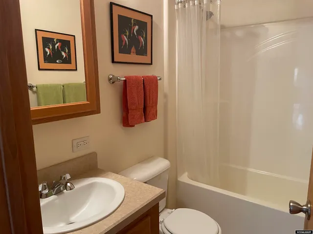 $355,000 | 501 Lincoln Street, Dubois, WY 82513