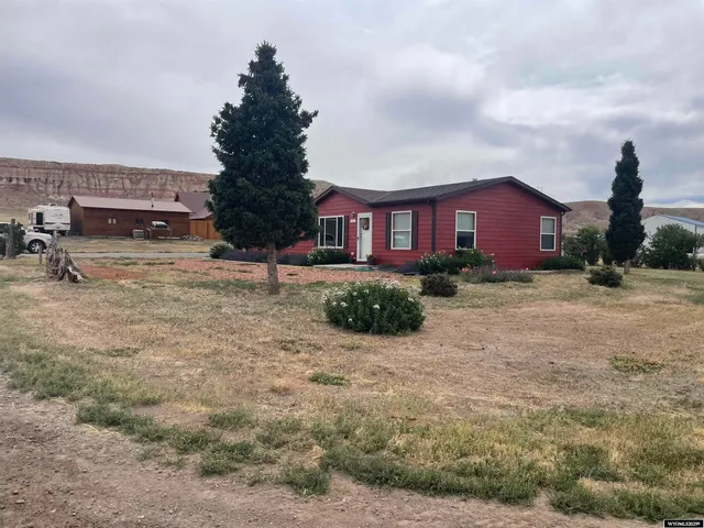 $355,000 | 501 Lincoln Street, Dubois, WY 82513