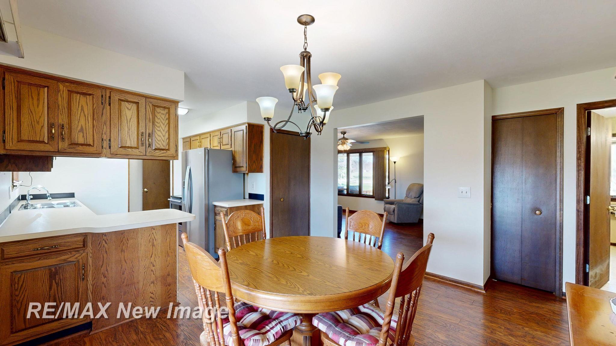 10137 North Vassar Road Mount Morris, MI 48458 - Photo 12 of 53 50171550-5d5183bf-5e8c-449d-b577-35317dd916a7.JPG