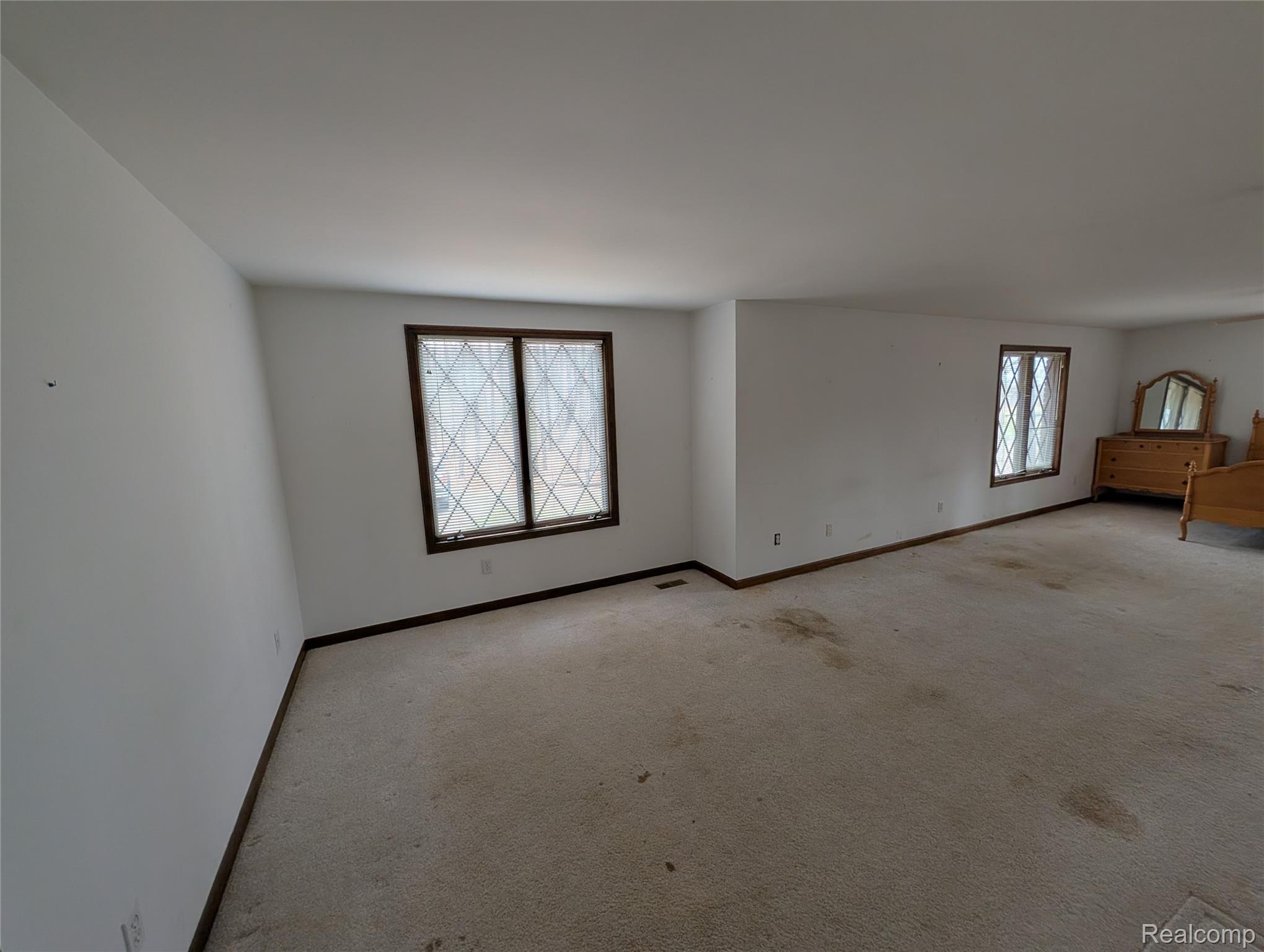 9345 Weber Road Columbus, MI 48063 - Photo 21 of 37 PXL_20260404_172605037.jpg